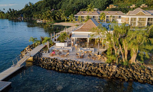 Cook's Bay Hotel & Suites